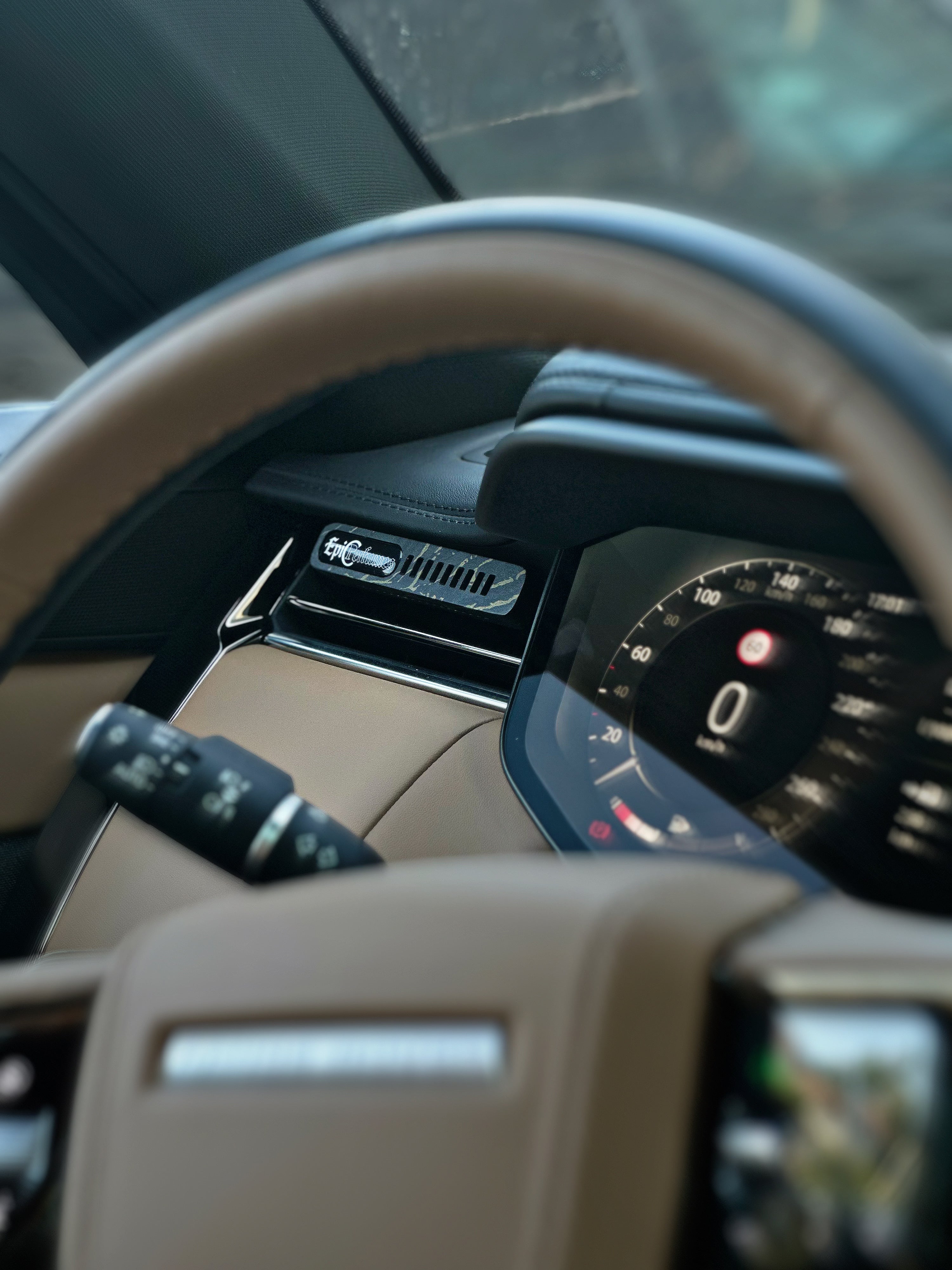 Odorizant auto magnetic OBSIDIAN GOLD EDITION LOOK + 10ML